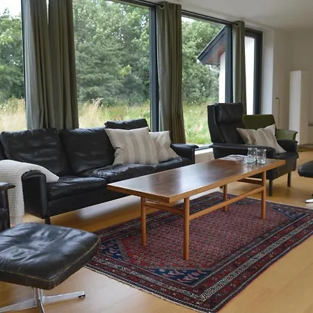 Five-bedroom Holiday In * Sindal