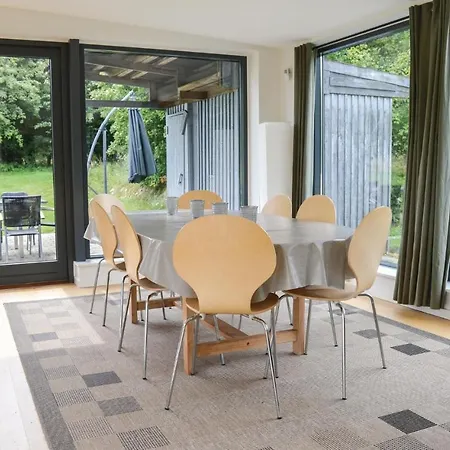 Five-bedroom Holiday In * Sindal