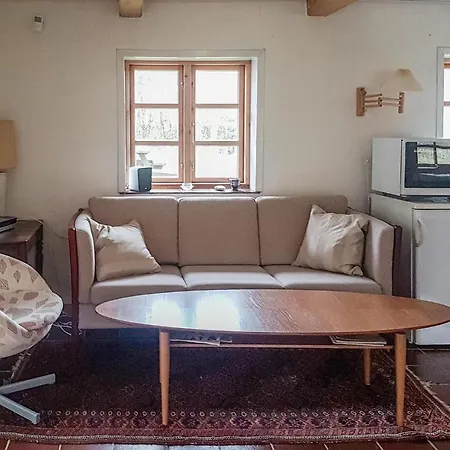 Five-bedroom Holiday In 펜션 *